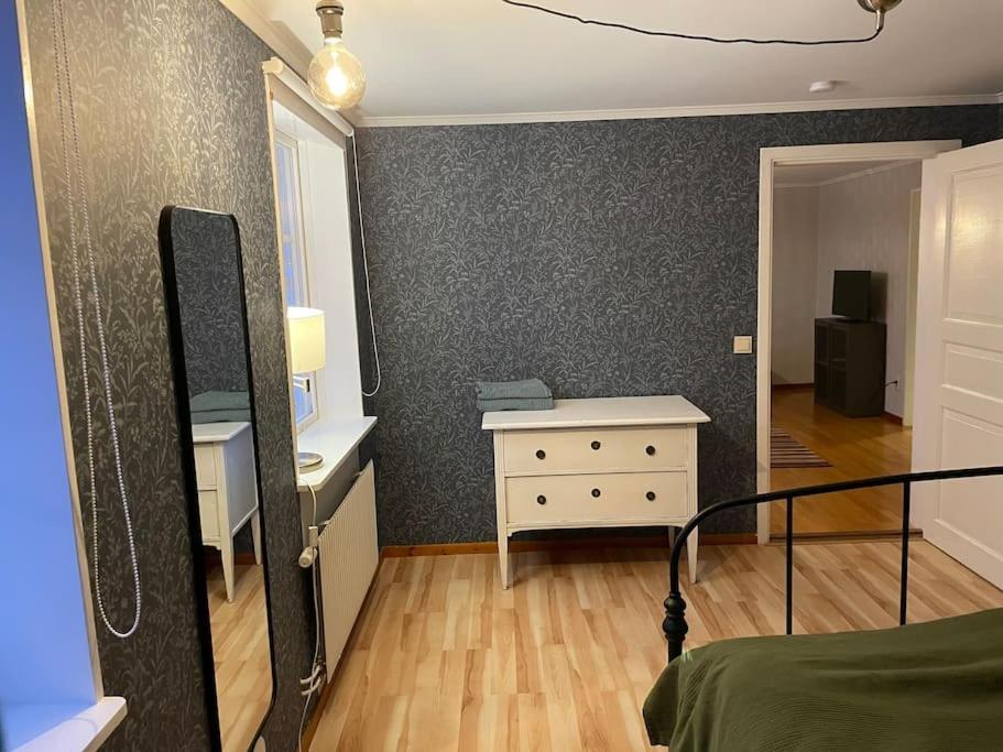 Egen Laegenhet Pa Soedermalm Naera Centrum Sundsvall Buitenkant foto